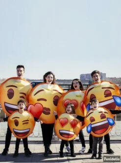 Disfraz De Emoji Sonriente Con Lágrimas -FUNIDELIA Ventas disfraz de emoji sonriente con lagrimas 2