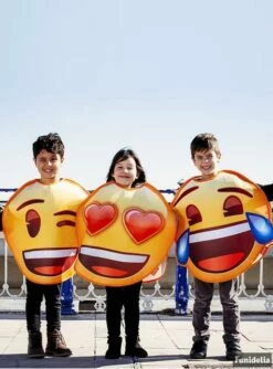 Disfraz De Emoji Sonriente Con Lágrimas Infantil -FUNIDELIA Ventas disfraz de emoji sonriente con lagrimas infantil 3