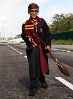 Túnica Réplica Harry Potter Gryffindor Para Niños - Diamond Edition -FUNIDELIA Ventas tunica replica harry potter gryffindor para ninos diamond edition 11