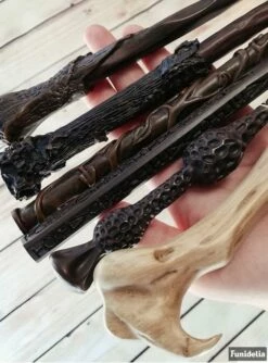 Varita De Sirius Black Ollivander (Réplica Oficial) - Harry Potter -FUNIDELIA Ventas varita de sirius black ollivander replica oficial harry potter 4